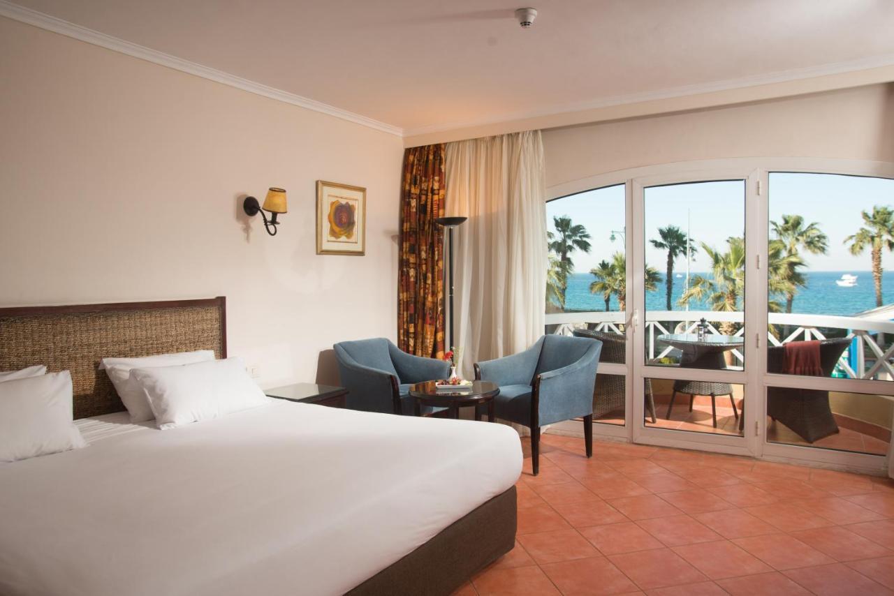 Porto Sokhna Beach Resort Айн Сохна Екстериор снимка