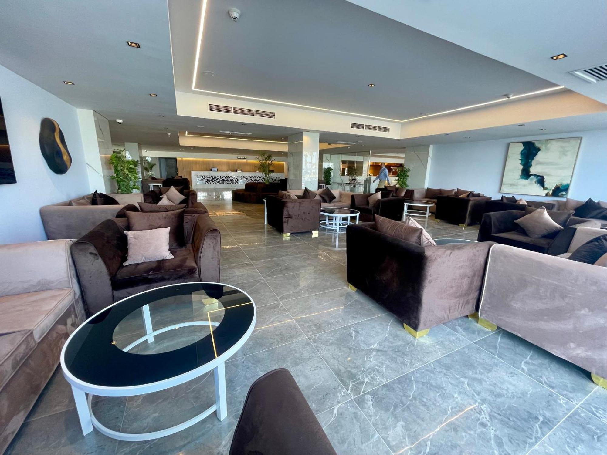 Porto Sokhna Beach Resort Айн Сохна Екстериор снимка
