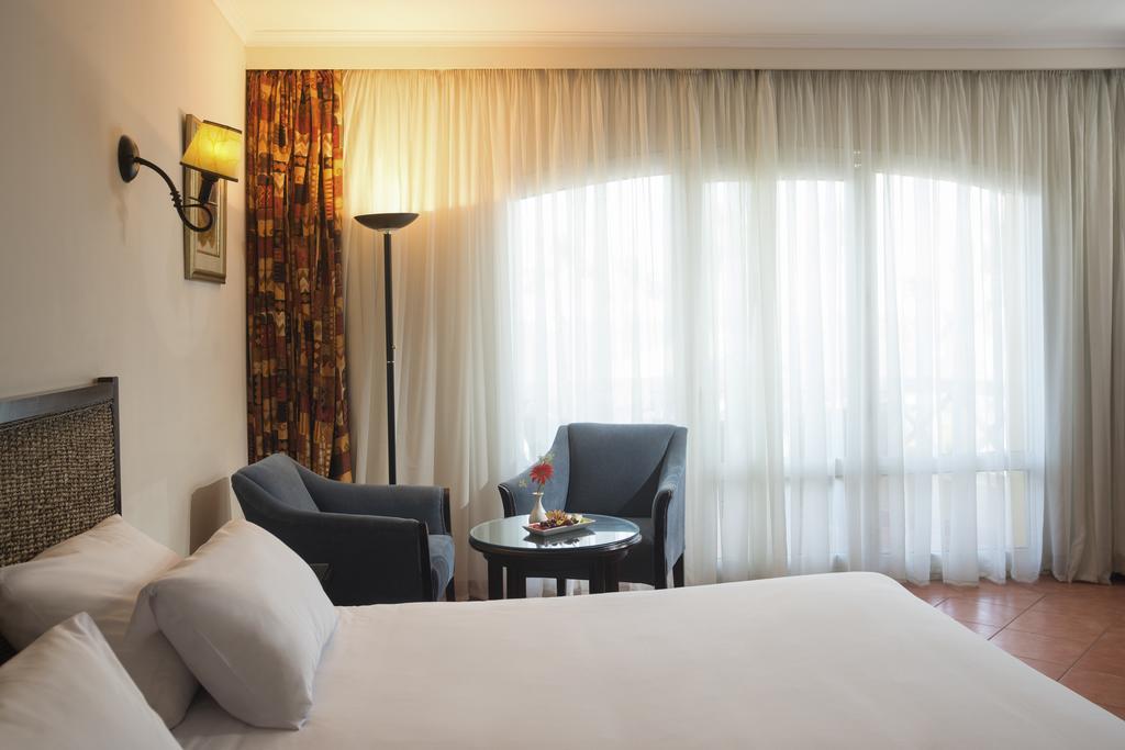 Porto Sokhna Beach Resort Айн Сохна Екстериор снимка