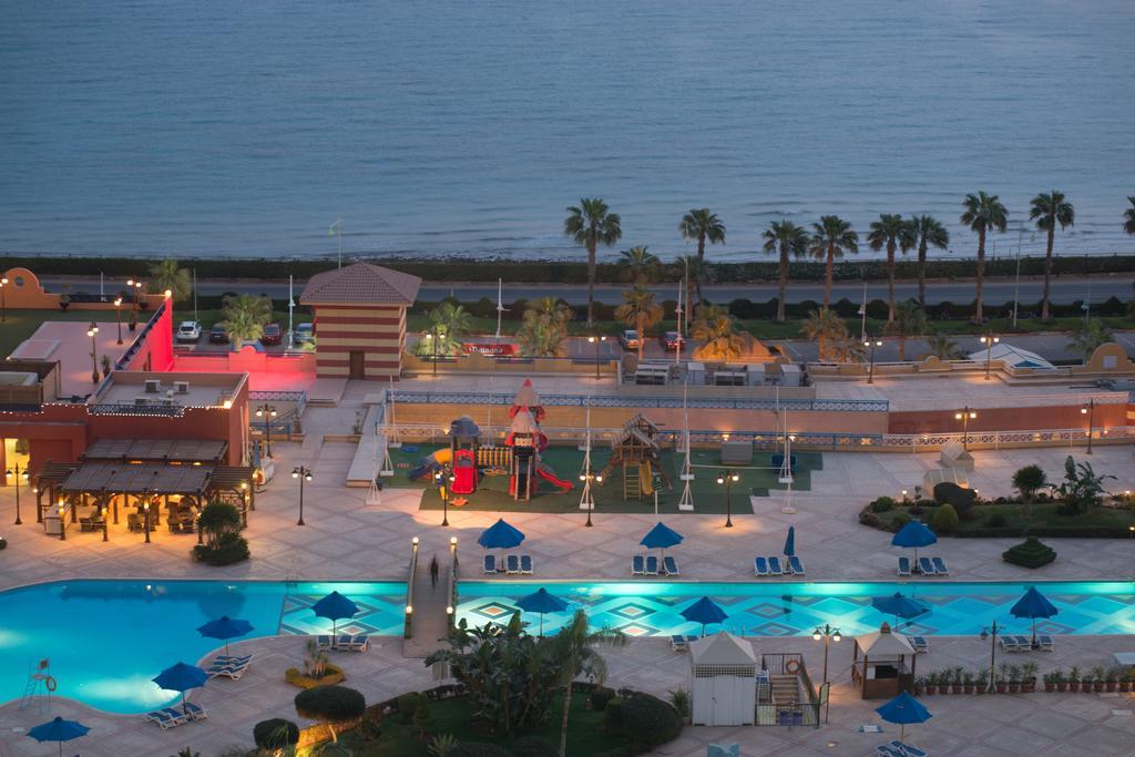 Porto Sokhna Beach Resort Айн Сохна Екстериор снимка